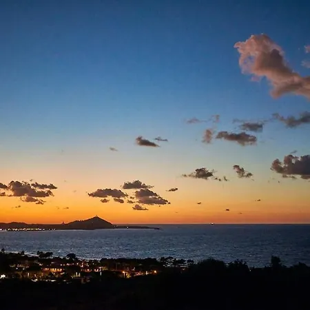 Villa Stunning Sea View W/private Pool - 5 Minutes From The Beach! *