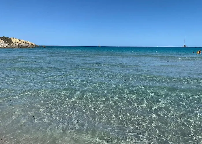 Stunning Sea View W/private Pool - 5 Minutes From The Beach!