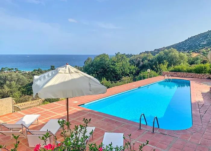 Stunning Sea View W/private Pool - 5 Minutes From The Beach! Villa